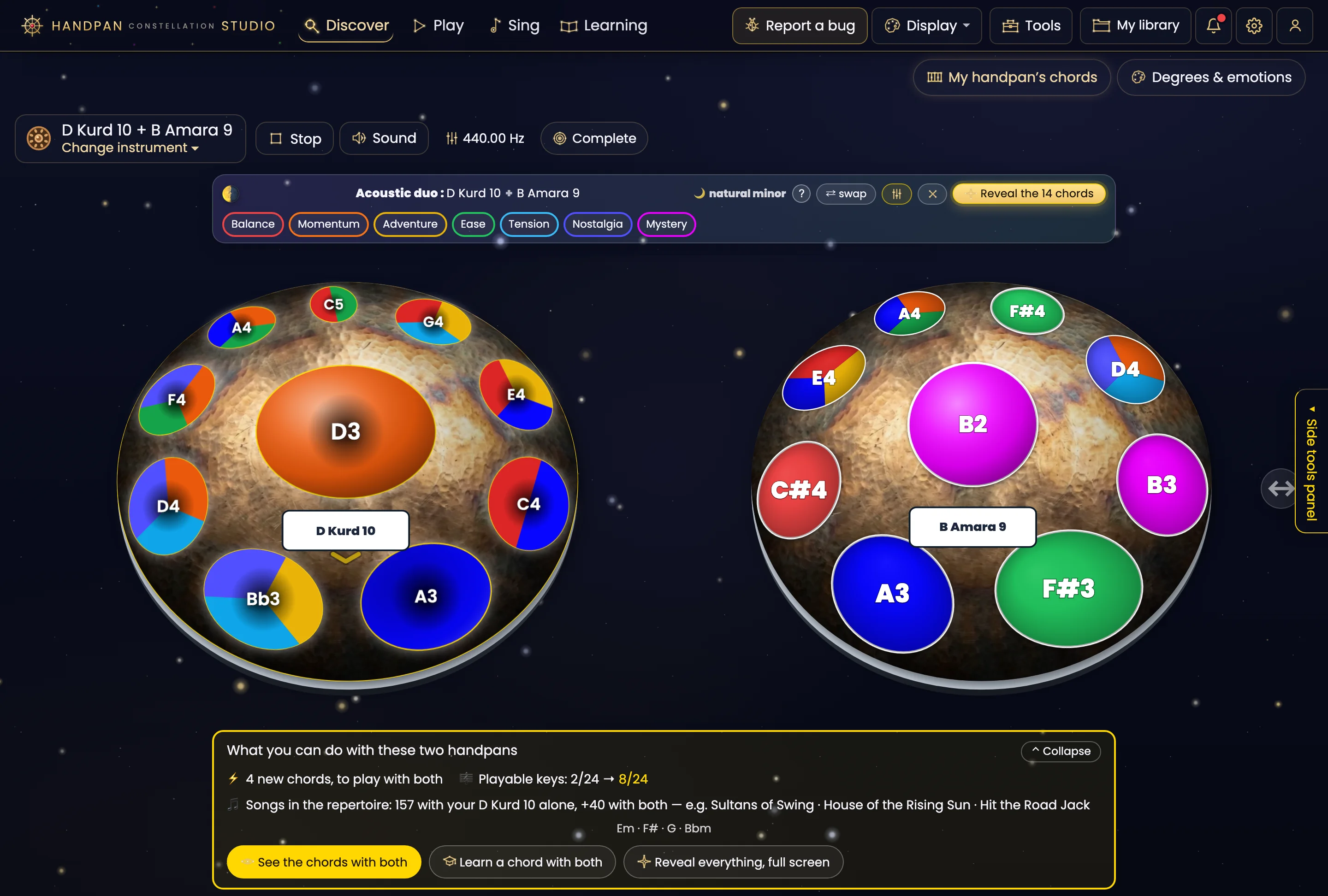 A pair of two acoustic handpans, Starry Night theme. At the top, the banner “Acoustic duo: D Kurd 10 + B Amara 9”, natural minor, “swap” and “Reveal the 14 chords”, then the seven emotions. Below, the two pans: the D Kurd 10 (D3 in the centre, A3, Bb3, C4, D4, E4, F4, G4, A4, C5) and the B Amara 9 (B2 in the centre, F#3, A3, B3, C#4, D4, E4, F#4, A4). At the bottom, the block “What you can do with these two handpans”: “4 new chords, to play with both”, “Playable keys: 2/24 → 8/24”, “Songs in the repertoire: 157 with your D Kurd 10 alone, +40 with both — e.g. Sultans of Swing · House of the Rising Sun · Hit the Road Jack”, the line “Em · F# · G · Bbm”, and the buttons “See the chords with both”, “Learn a chord with both” and “Reveal everything, full screen”.